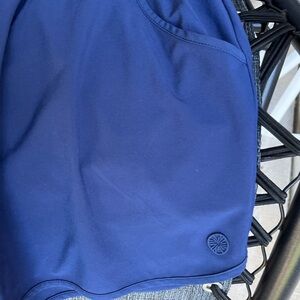 Lilly Pulitzer luxetic backcourt shorts size S